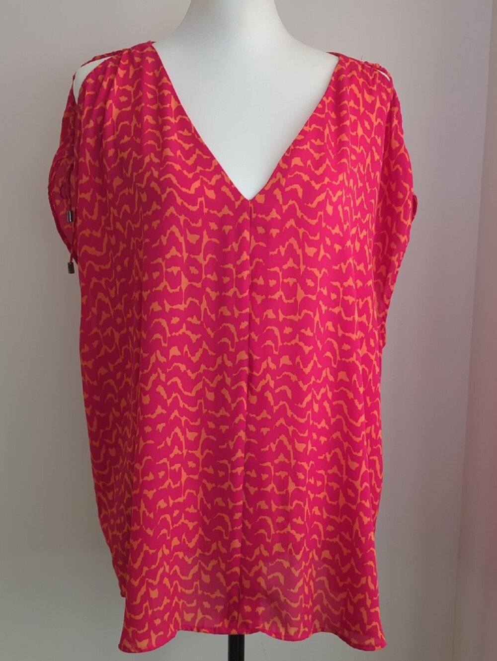 a.n.a V-Neck Drawstring Shoulder Tunic Hot Pink & Orange Wave Pattern Print XL